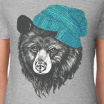 Медведь в шапке