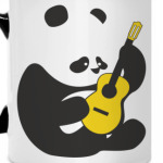 Панда играет на гитаре