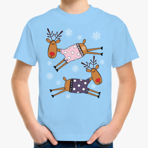 Детская футболка Новогодние олени в свитерах