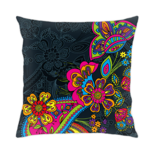 Подушка Традиционный дизайн с яркими цветами